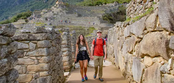 What is included in a Machu Picchu 1 day tour from Cusco