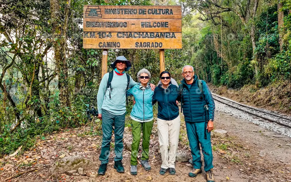 10 best inca trail tour guides to hike to Machu Picchu like a pro