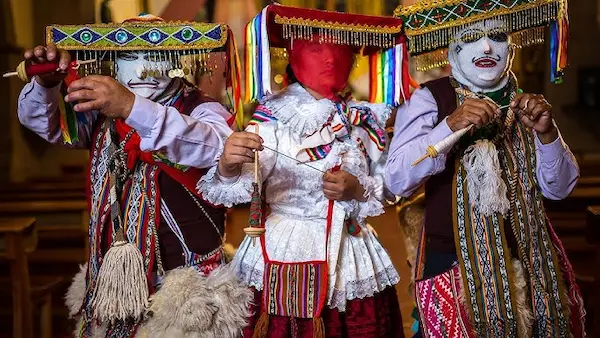 9. Qhapaq Qolla