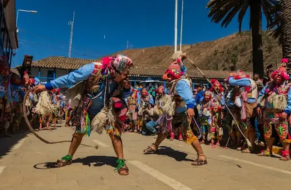 Tips for experiencing traditional dances of Peru